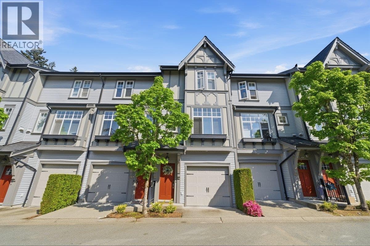 60 1320 RILEY STREET in Northeast