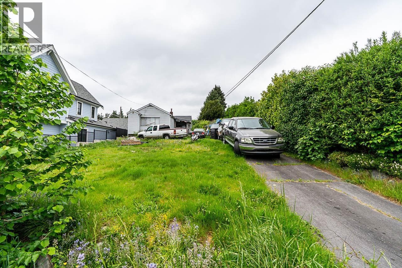 2235 EDINBURGH STREET in