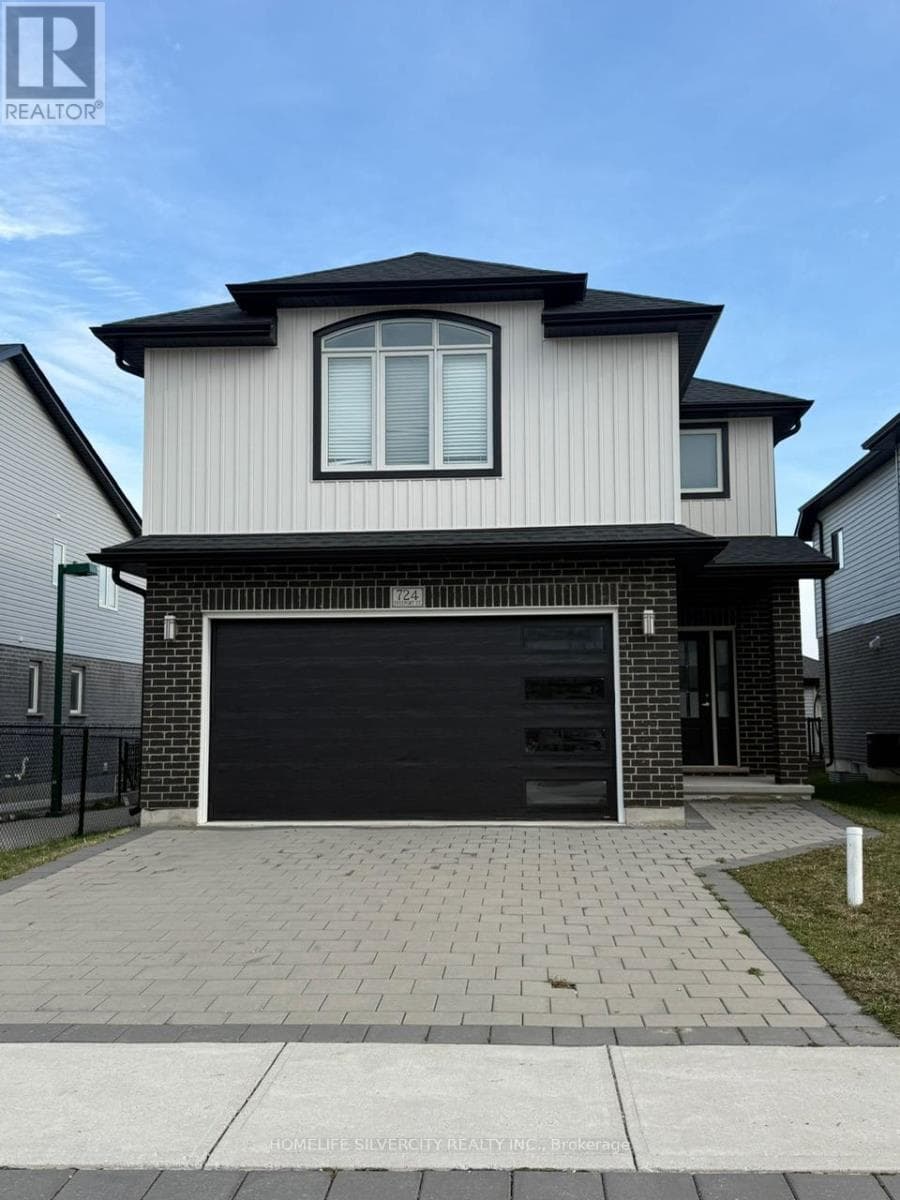 724 FREEPORT STREET in