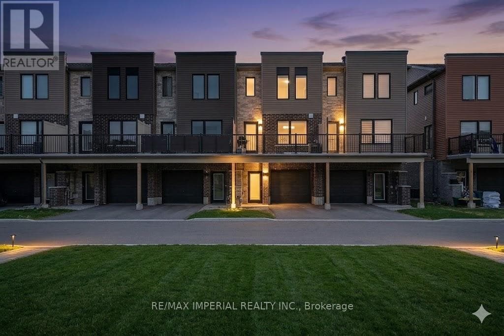 61 FAIRLANE AVENUE in