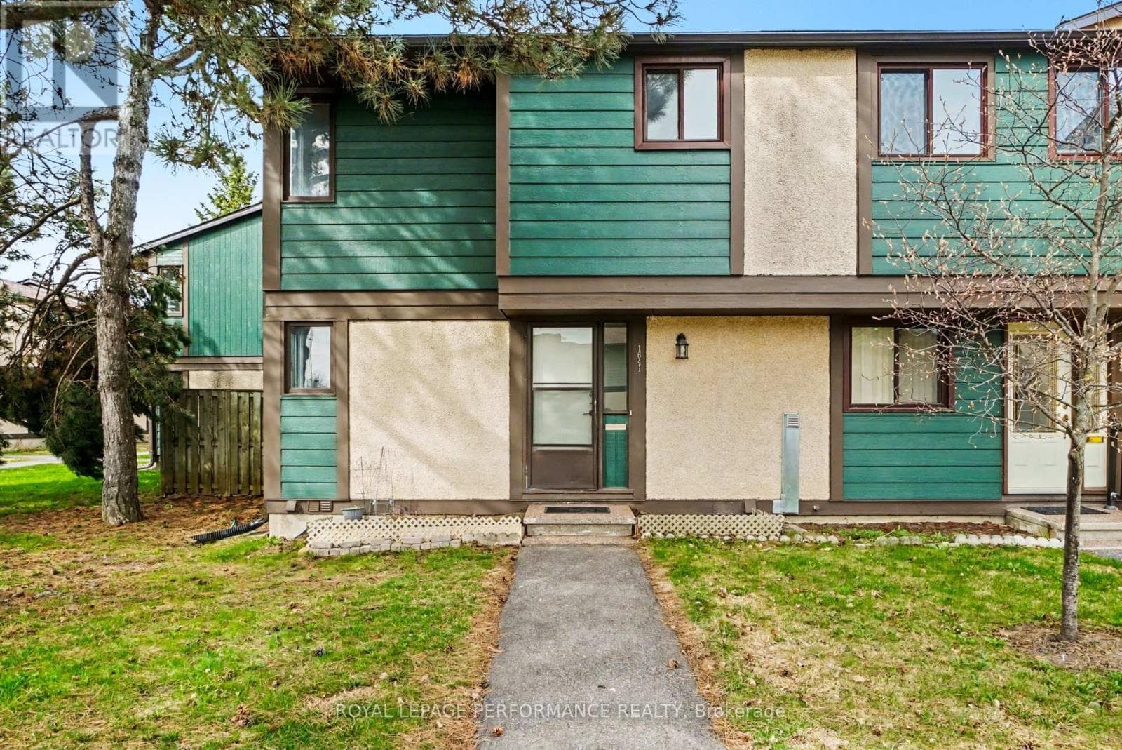 1641 MEADOWBROOK ROAD in PINEVIEW