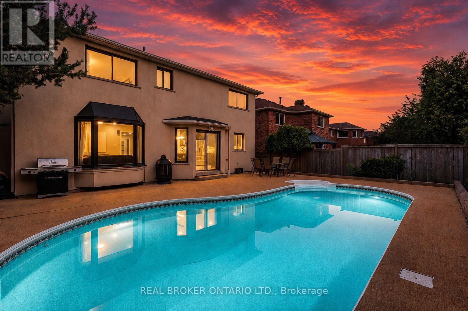 1221 CREEKSIDE DRIVE in