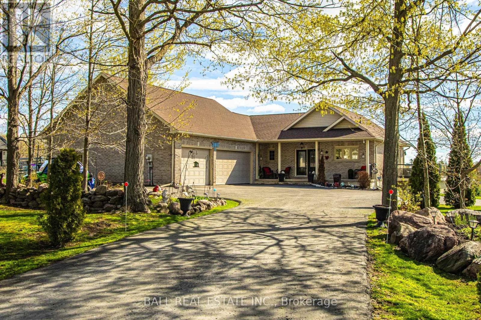 2172 KATCHEWANOOKA COURT in