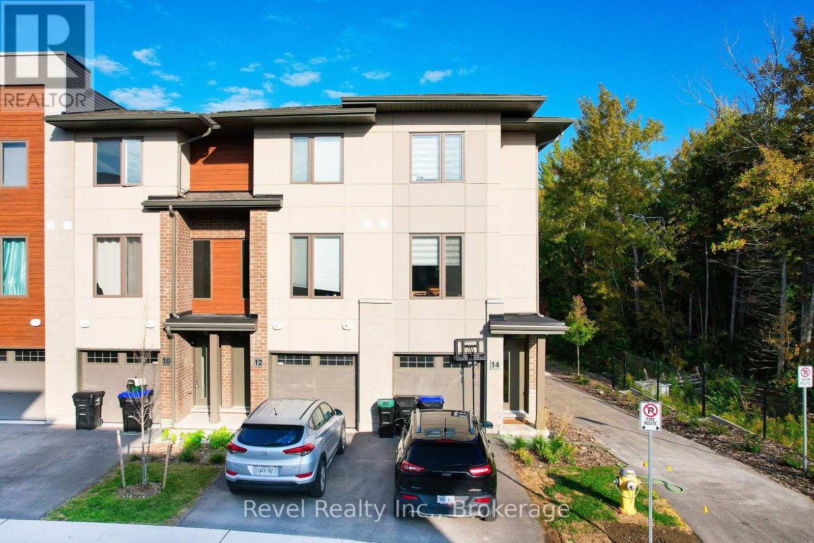 14 WINTERS CRESCENT in
