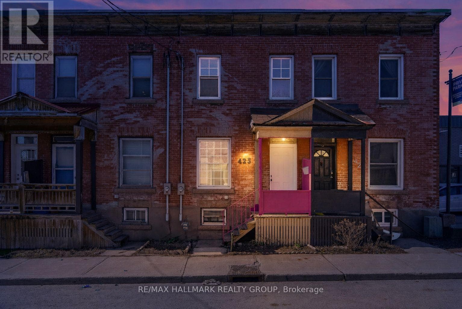 423 ARLINGTON AVENUE in WEST CENTRETOWN