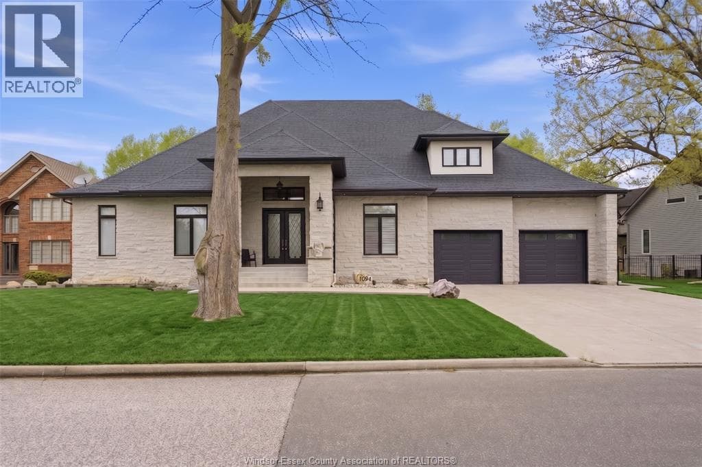 1094 ROSELAND DRIVE SOUTH in Roseland