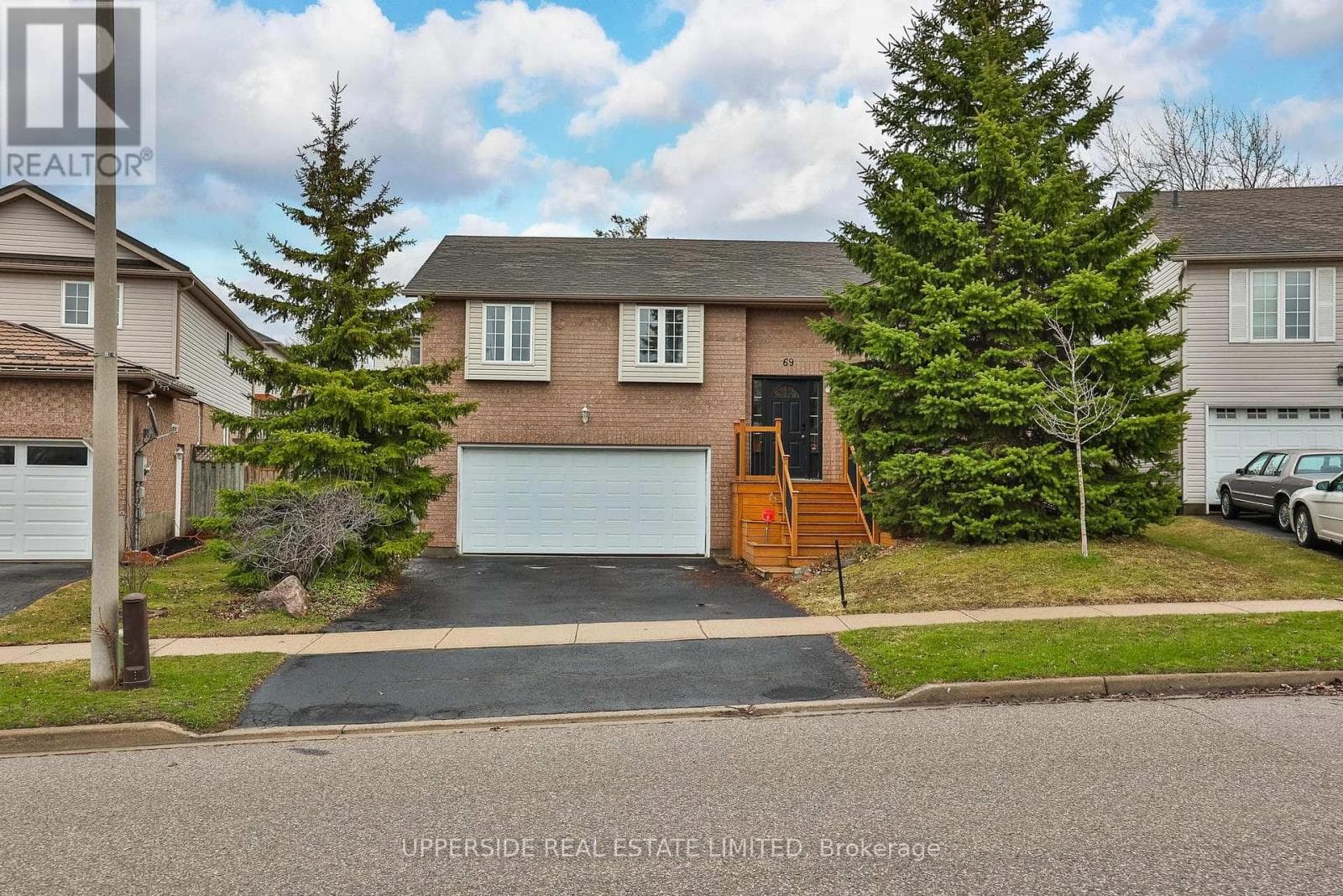 69 ABBEYWOOD CRESCENT in