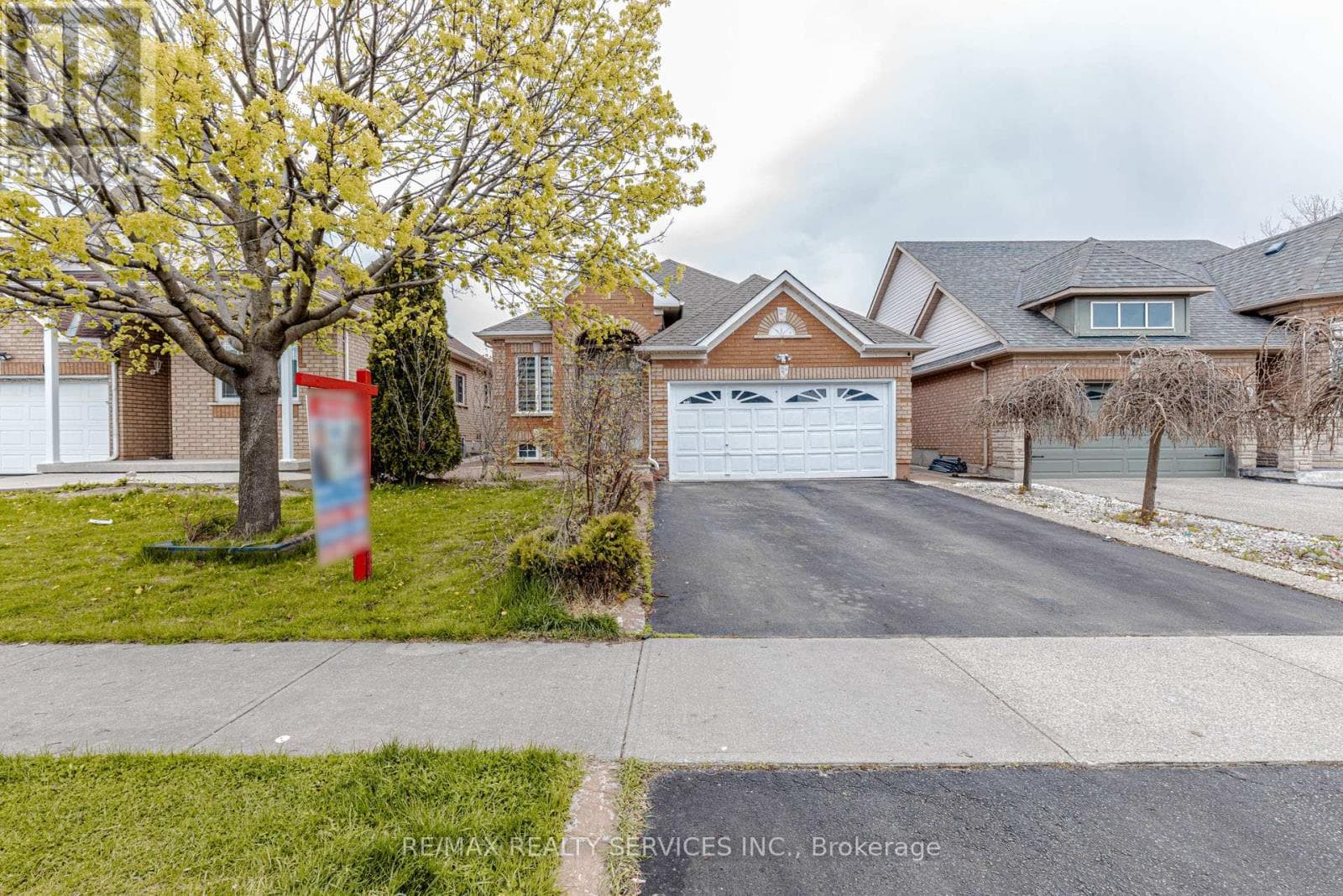 3 ORCHID DRIVE in VAN KIRK