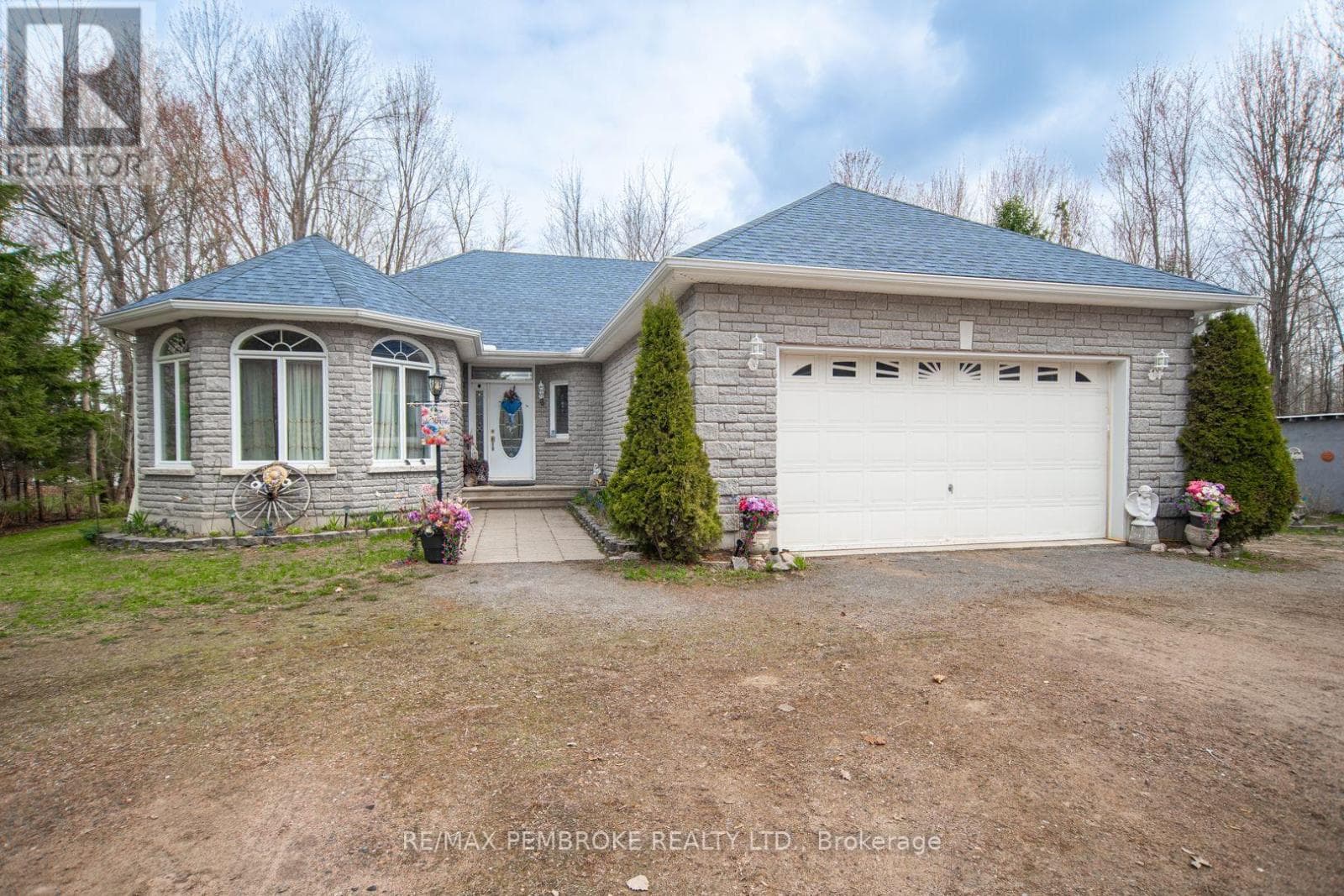 1692 BLACK BAY ROAD in