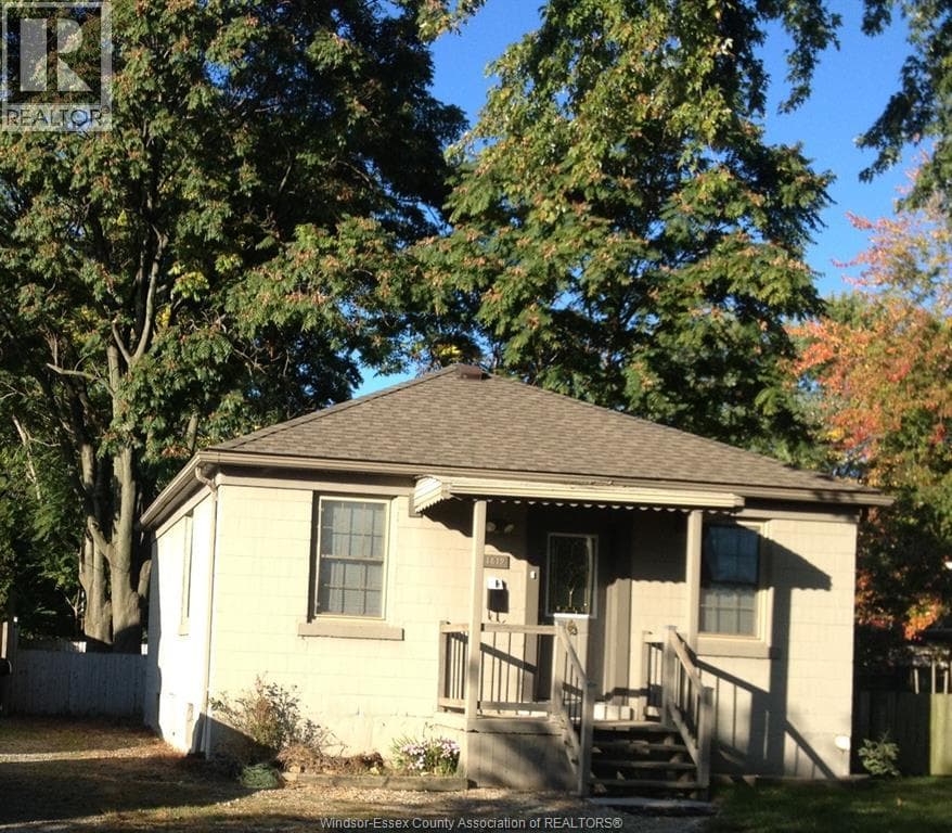 1819 BYNG ROAD in South Walkerville