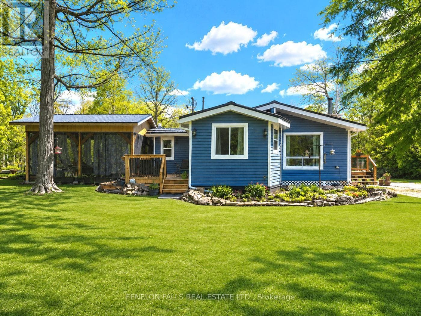 117 ECHO BAY ROAD in Harvey