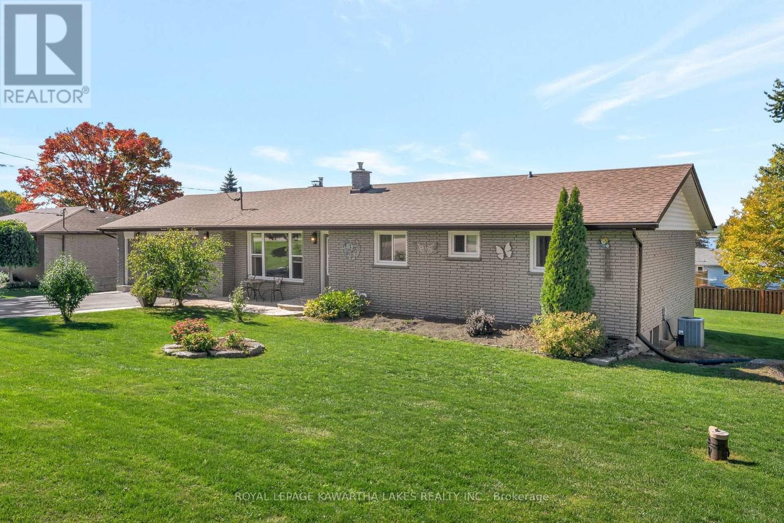 9 BUCKHORN ROAD in Lindsay
