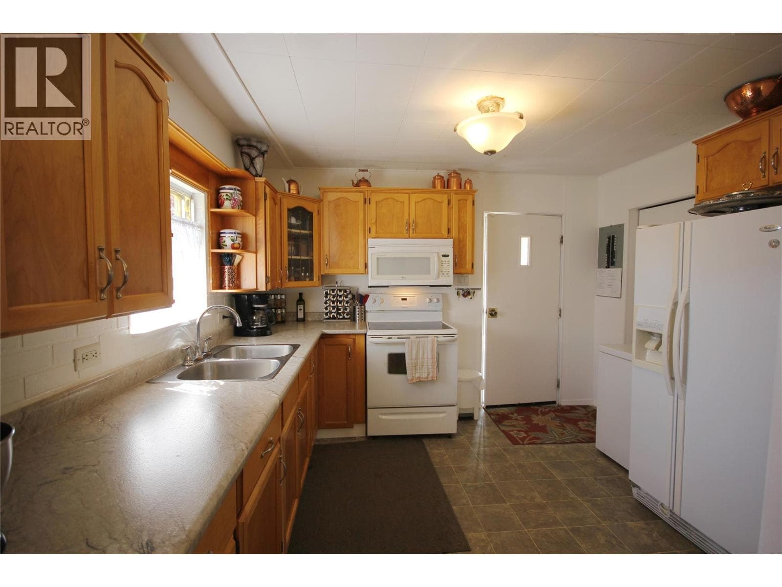 402 CONKLIN AVENUE in
