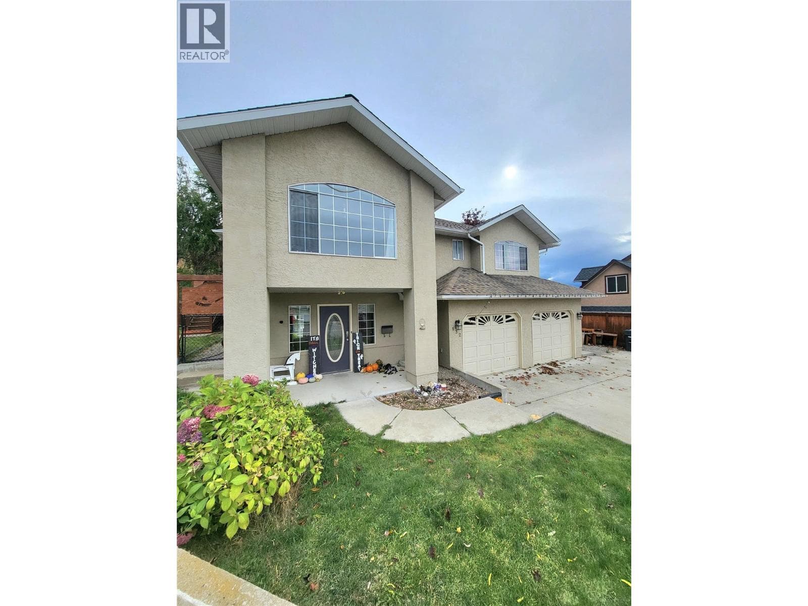 132 STEVENS COURT in