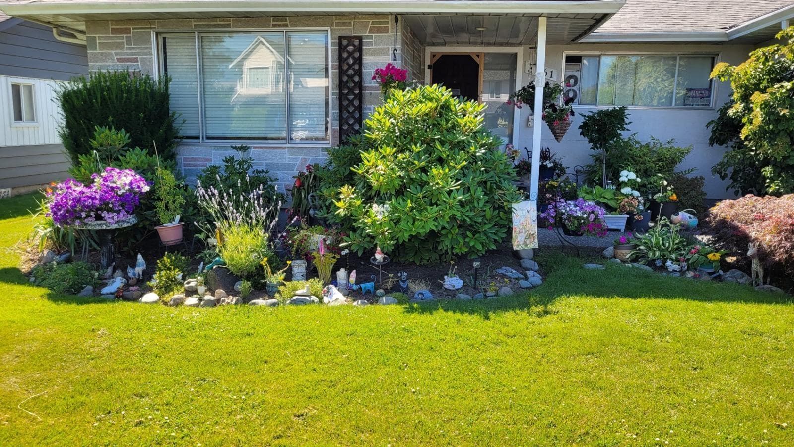8561 BROADWAY STREET, Chilliwack Proper South in Chilliwack Proper