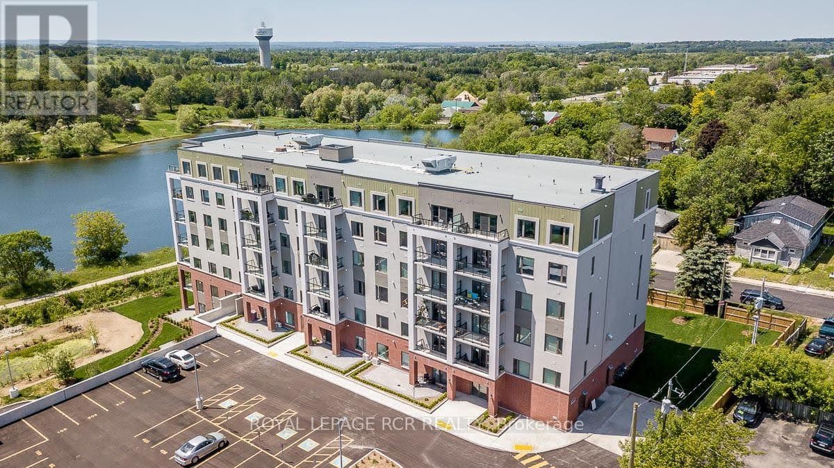 502 - 64 QUEEN STREET S in