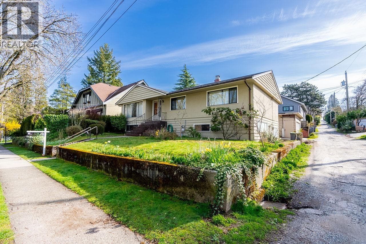 5240 EAST BOULEVARD in Shaughnessy