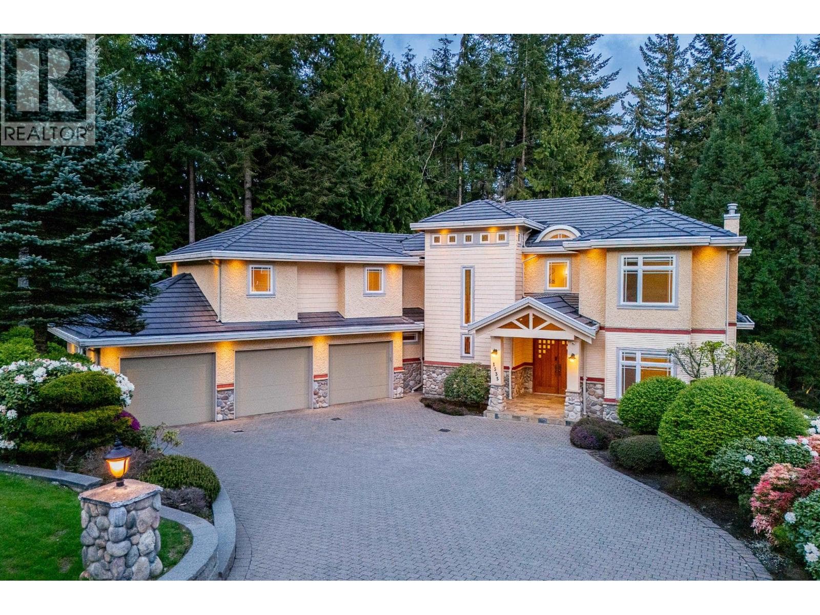 1535 ROCKCRESS PLAZA in