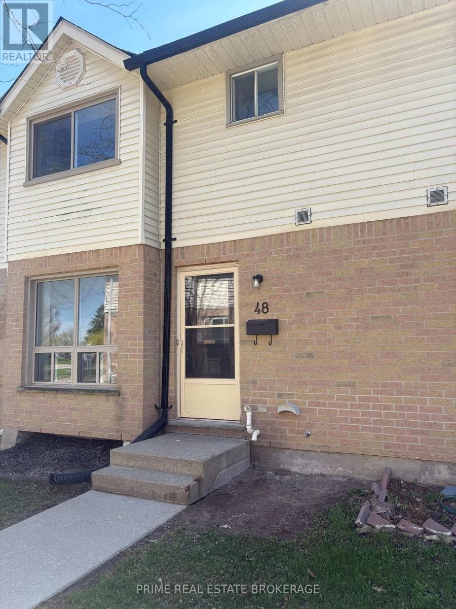 48 - 126 BELMONT DRIVE in Highland
