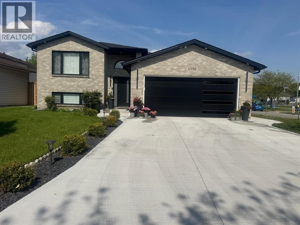 3598 CARIBOU CRESCENT Unit# BASEMENT in Devonshire