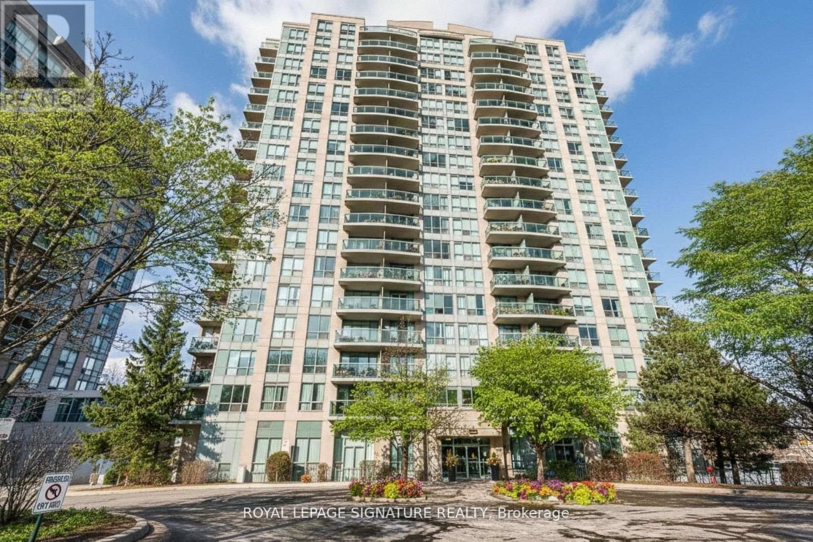 1703 - 2545 ERIN CENTRE BOULEVARD in Central Erin Mills