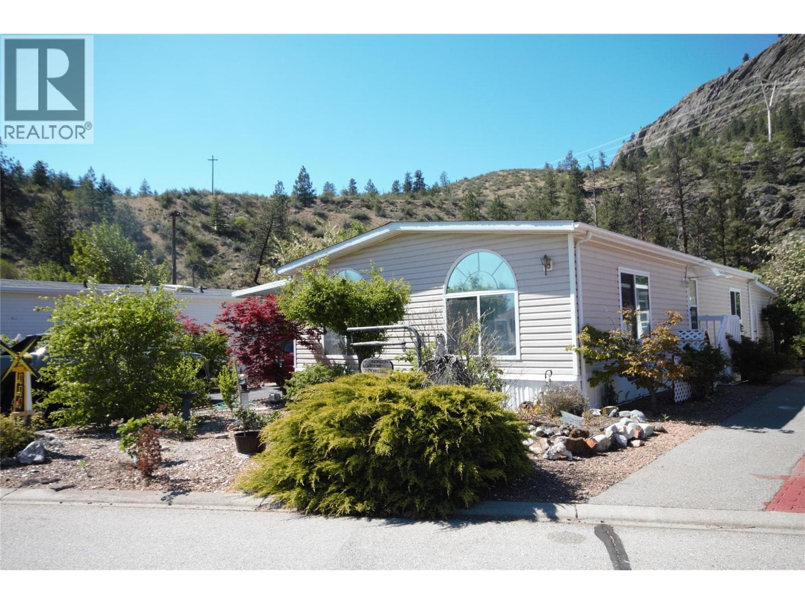 8598 Highway 97 Unit# 15 in