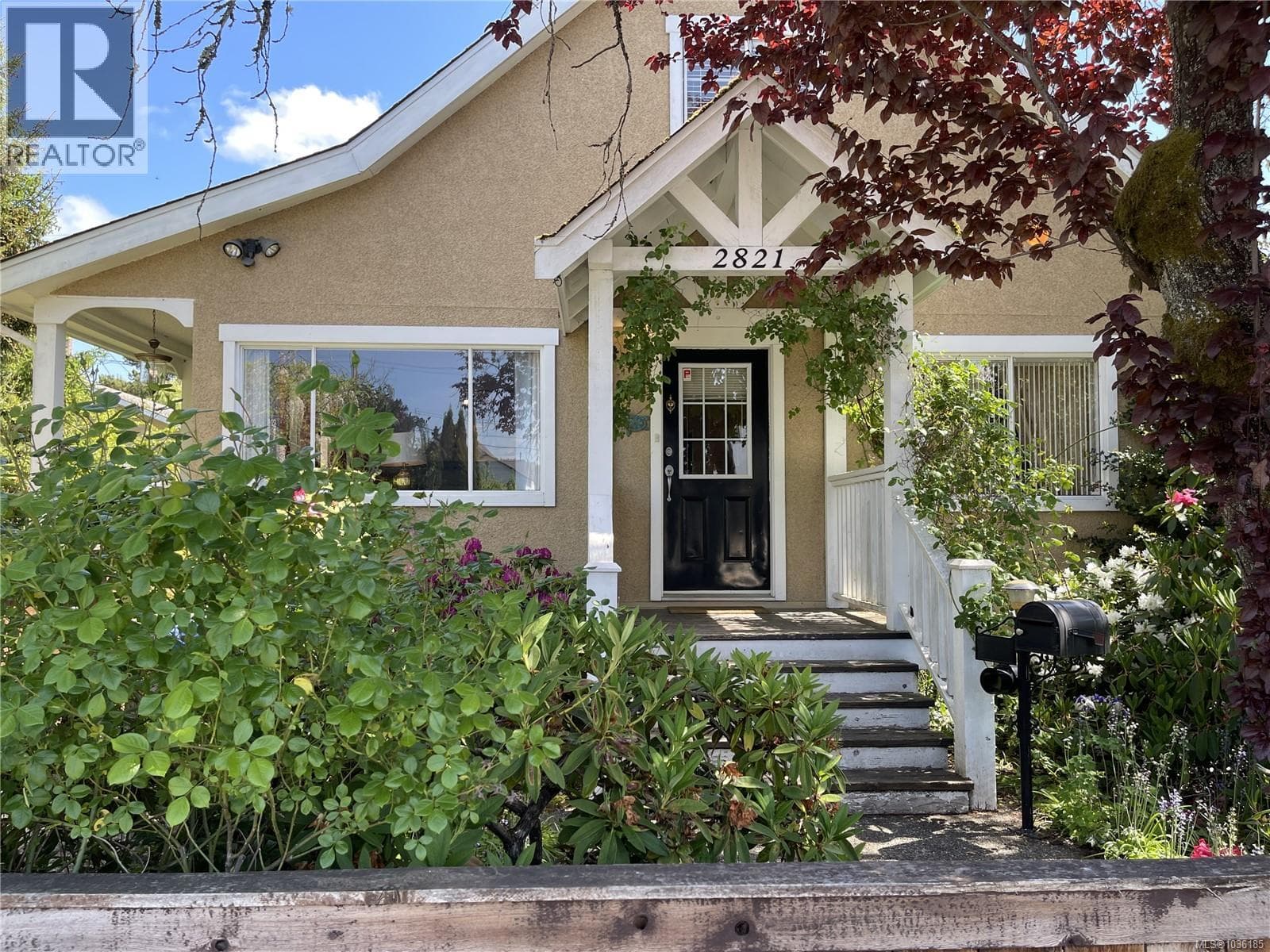 2821 4th Ave in
