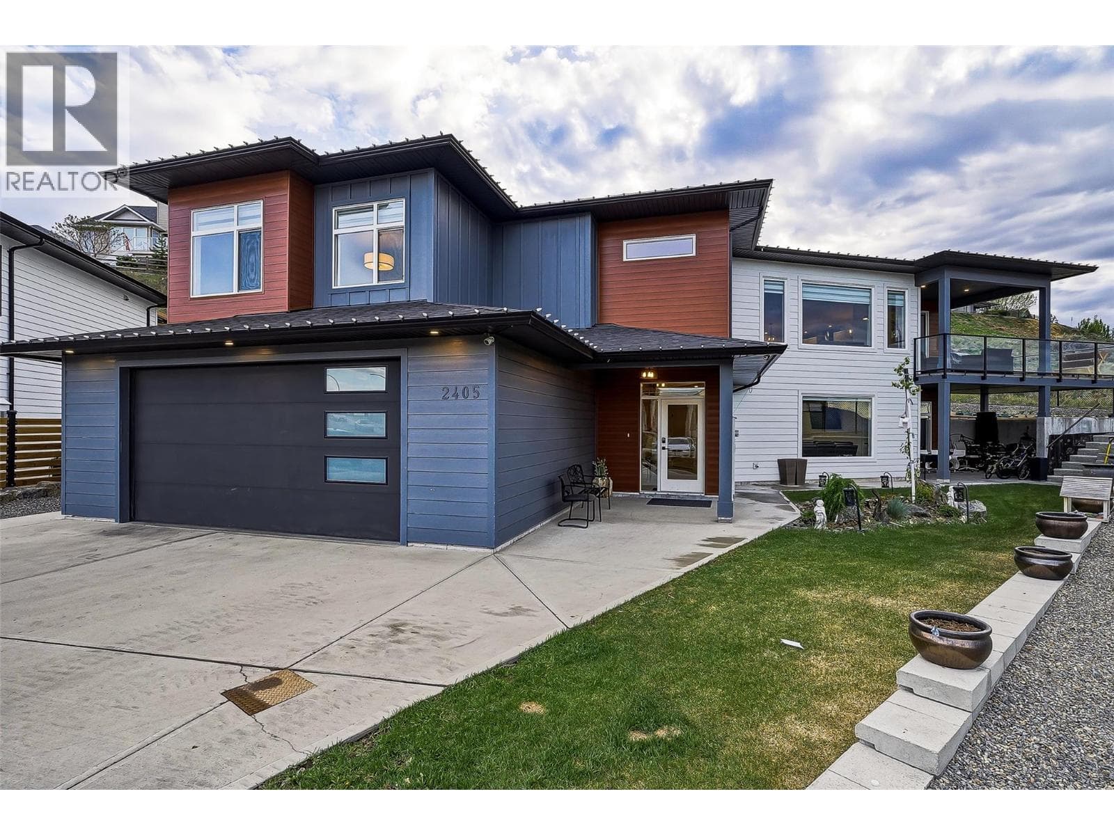 2405 TALBOT PLAZA in
