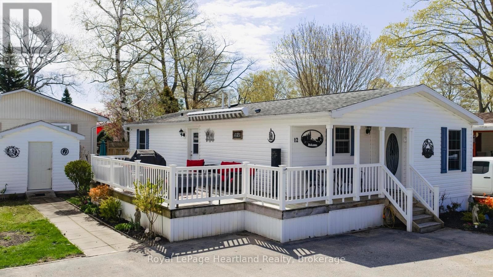 12 CHEROKEE LANE in