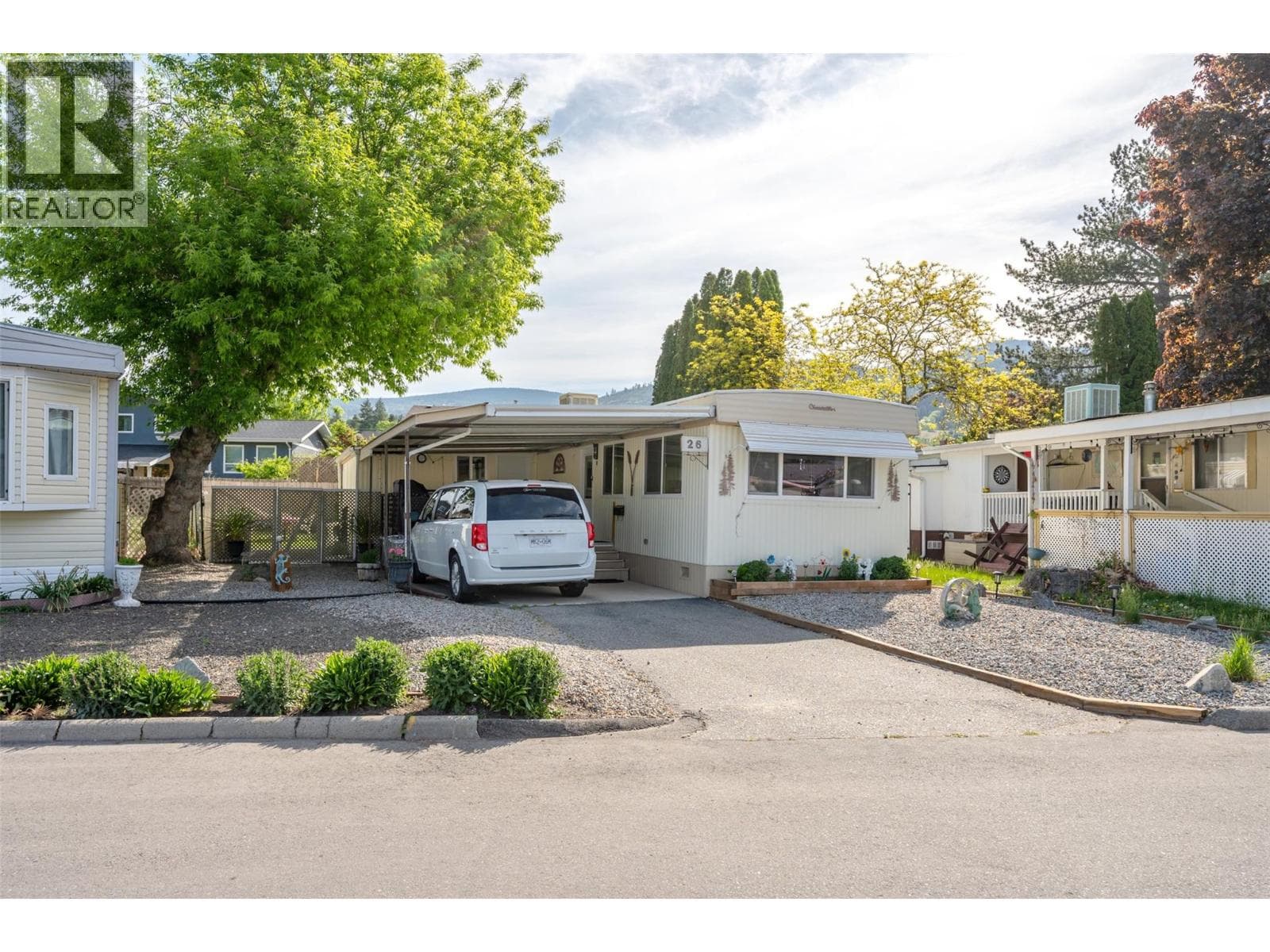197 Dauphin Avenue Unit# 26 in