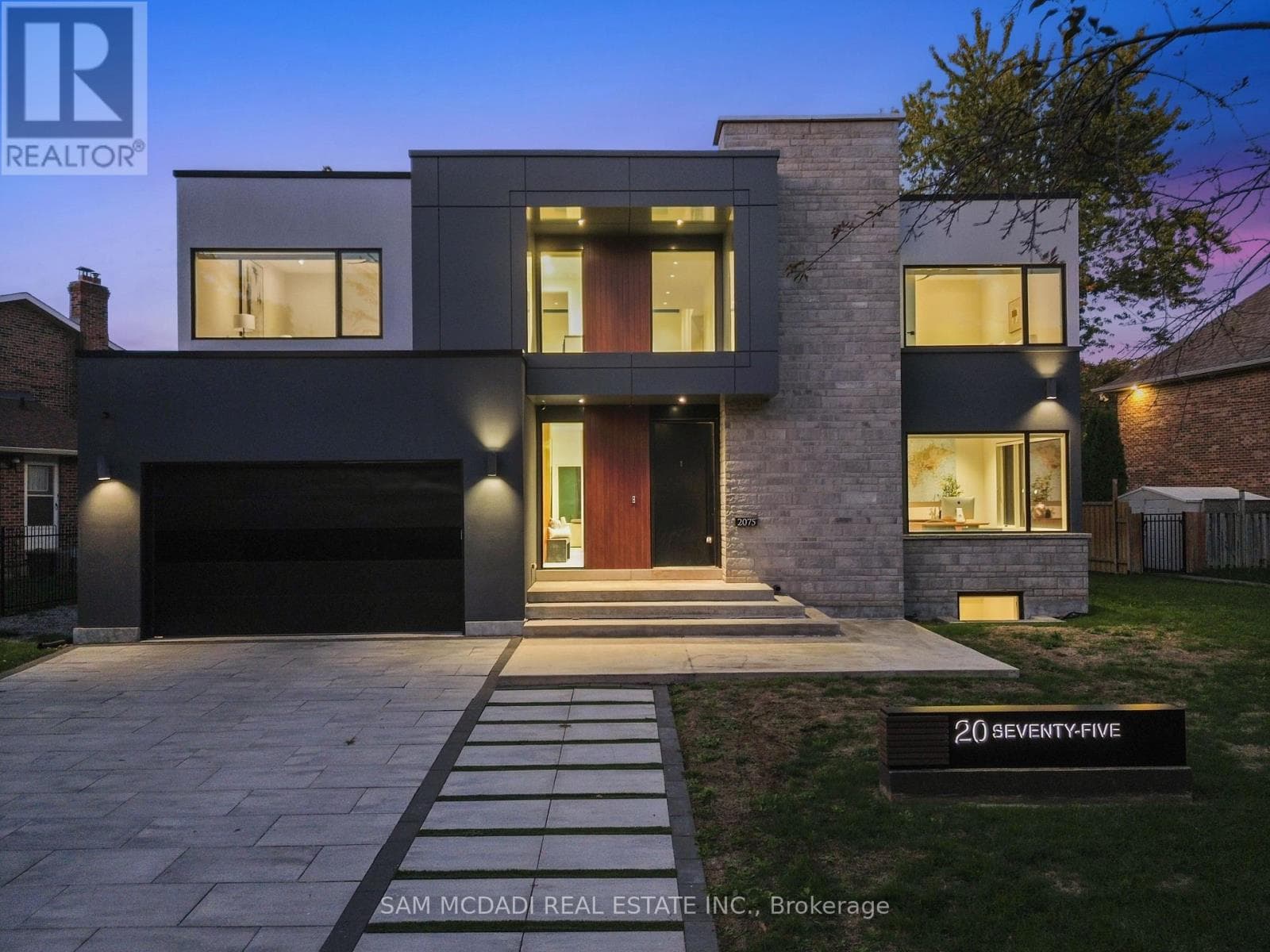 2075 SHAWANAGA TRAIL in