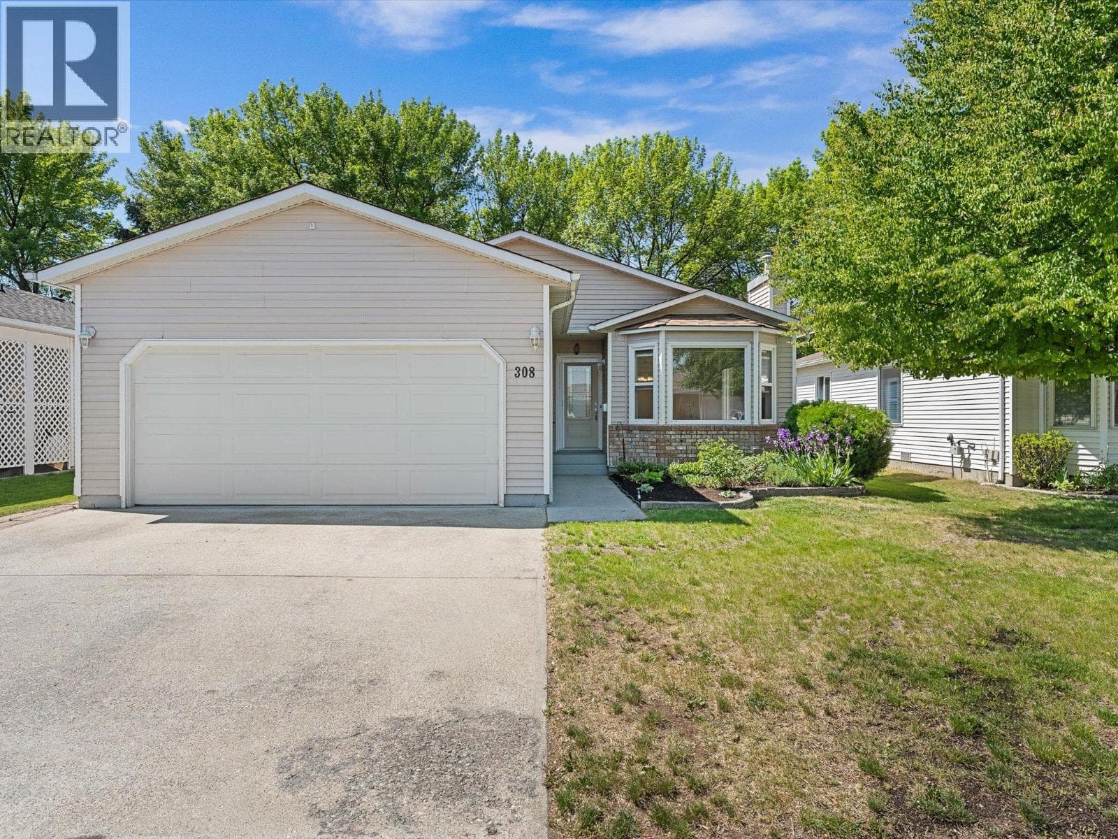 308 1260 RAYMER AVENUE in South Pandosy - KLO