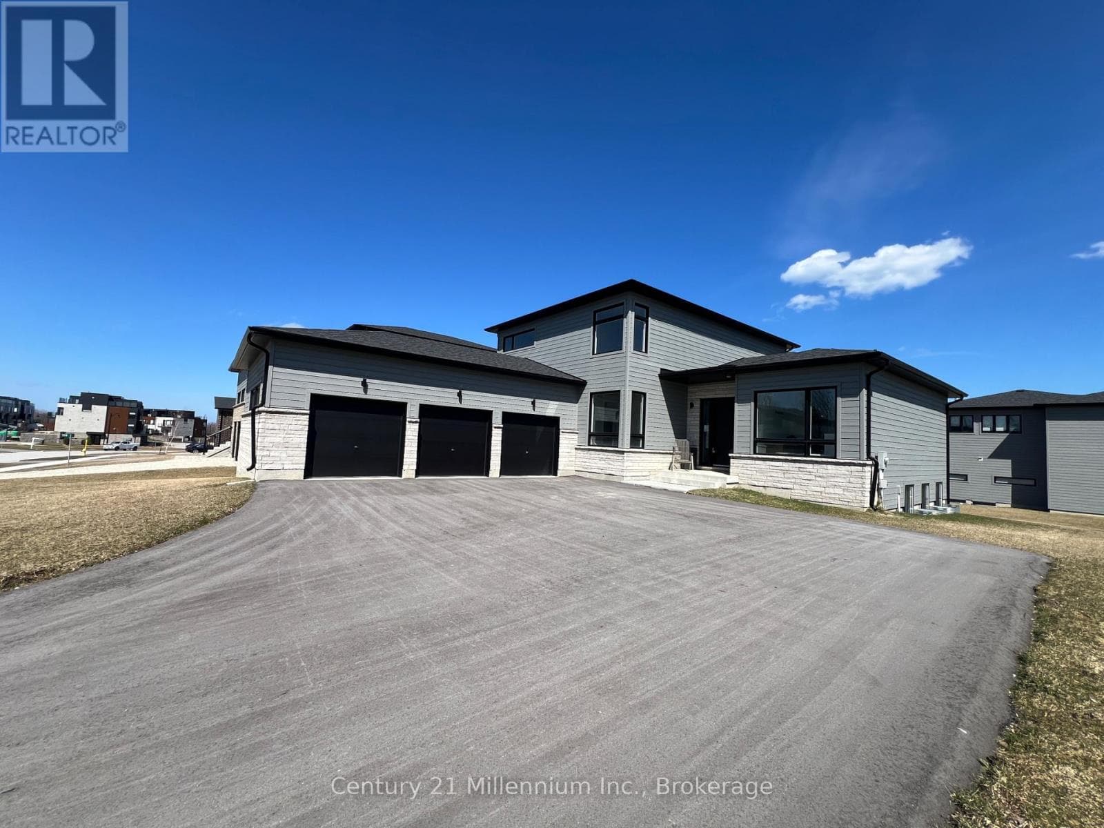 116 SLADDEN COURT in