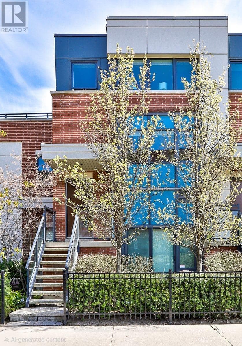 35 OAK STREET in Regent Park
