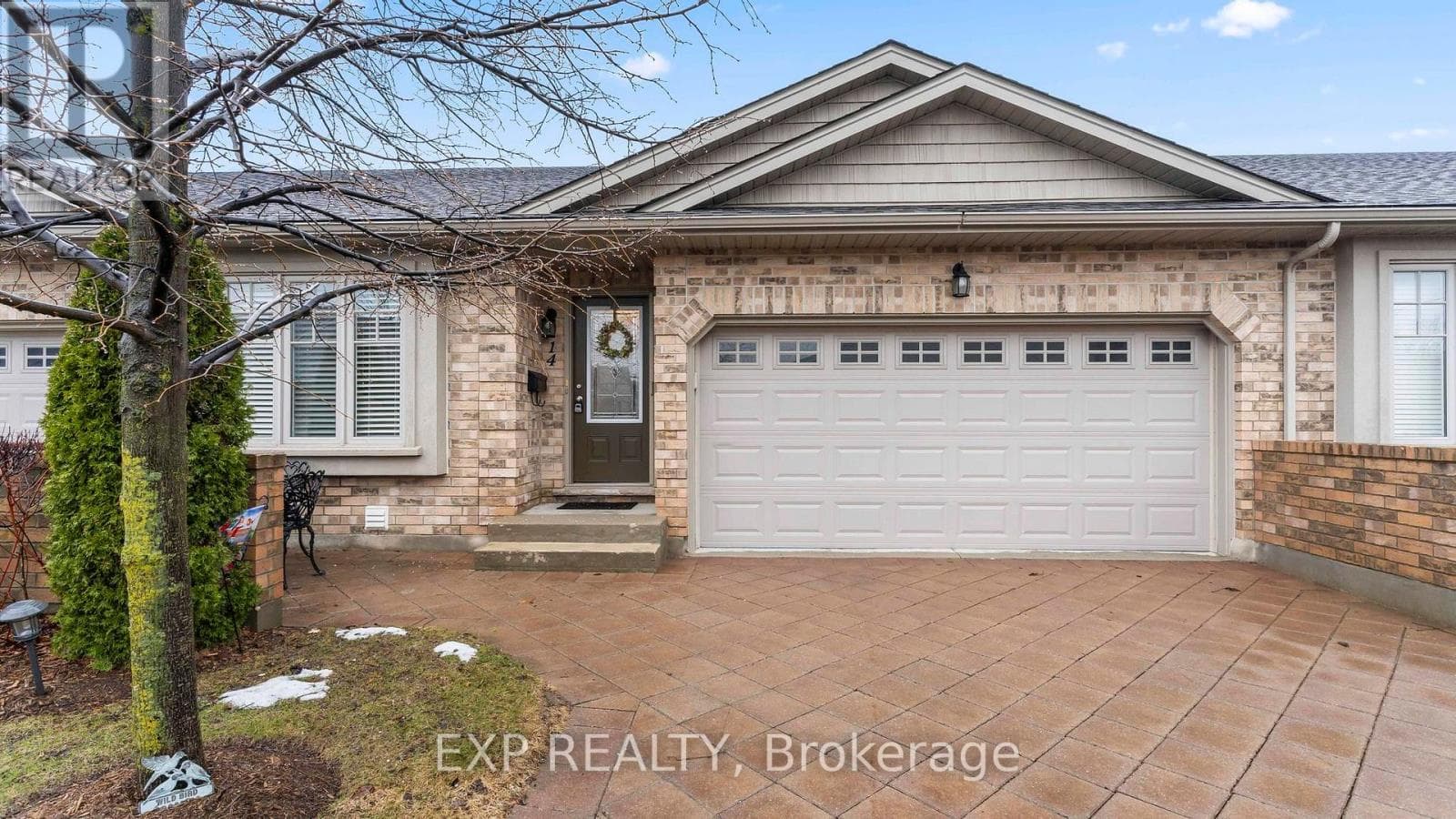 14 - 2100 DENVIEW AVENUE in Fox Hollow