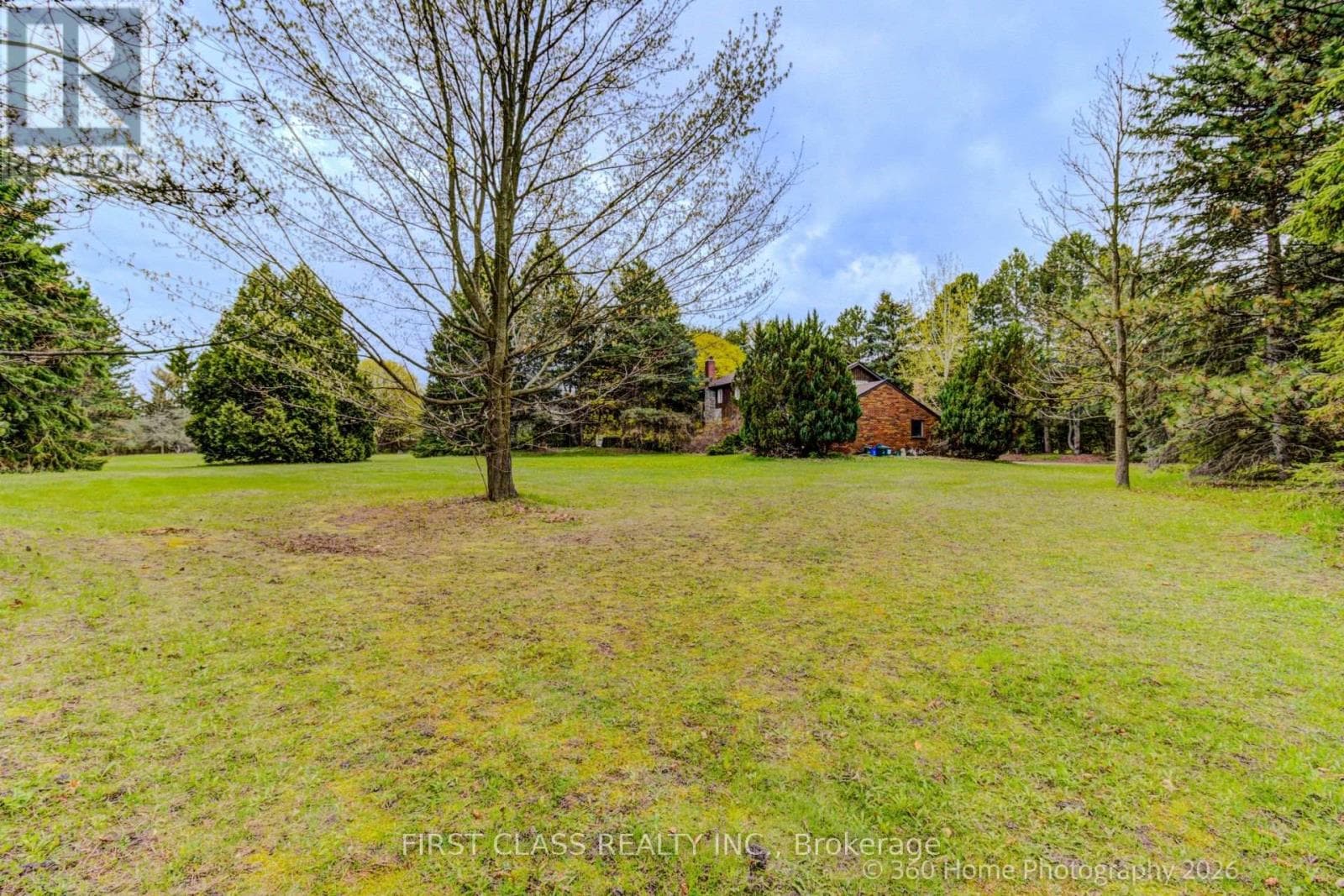 1201 KINGDALE ROAD in Newmarket Stonehaven