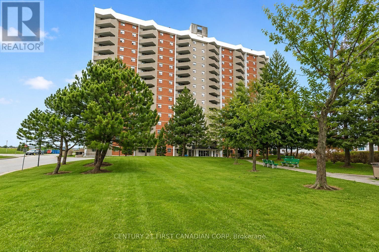 507 - 1103 JALNA BOULEVARD in White Oaks