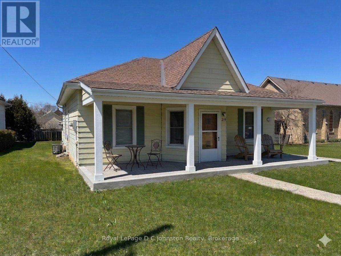 21 VICTORIA STREET SOUTH in