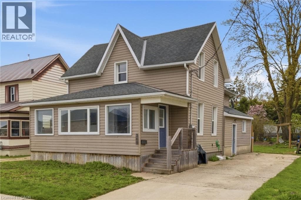 368 WELLINGTON Avenue S in
