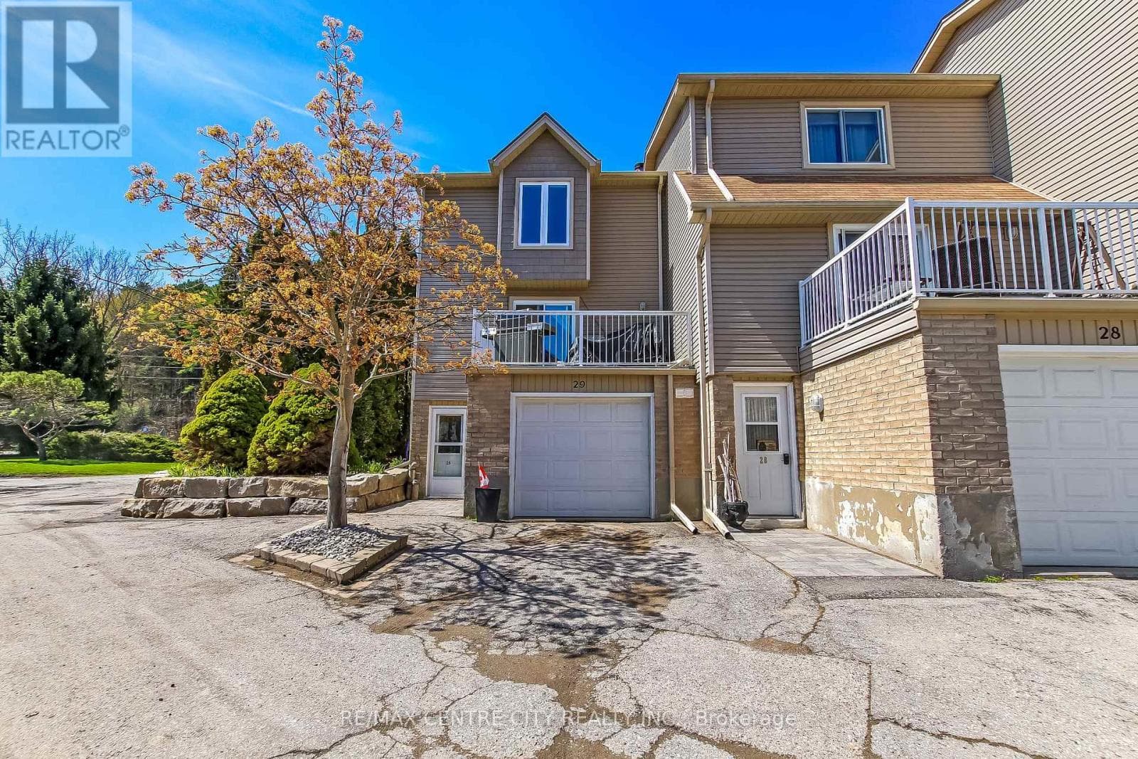 29 - 301 CARLOW ROAD in