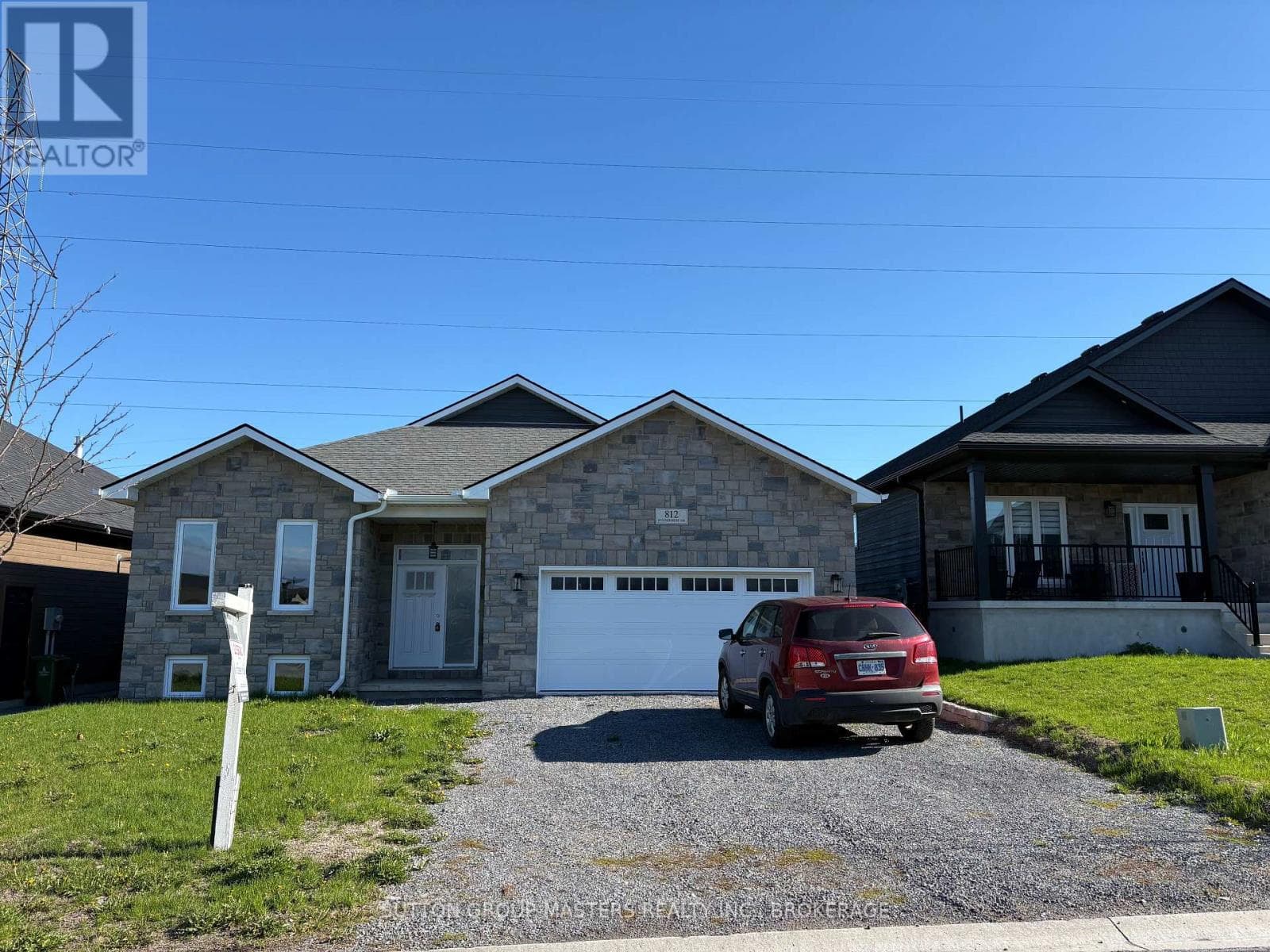 812 WINDERMERE DRIVE in Cataraqui Westbrook