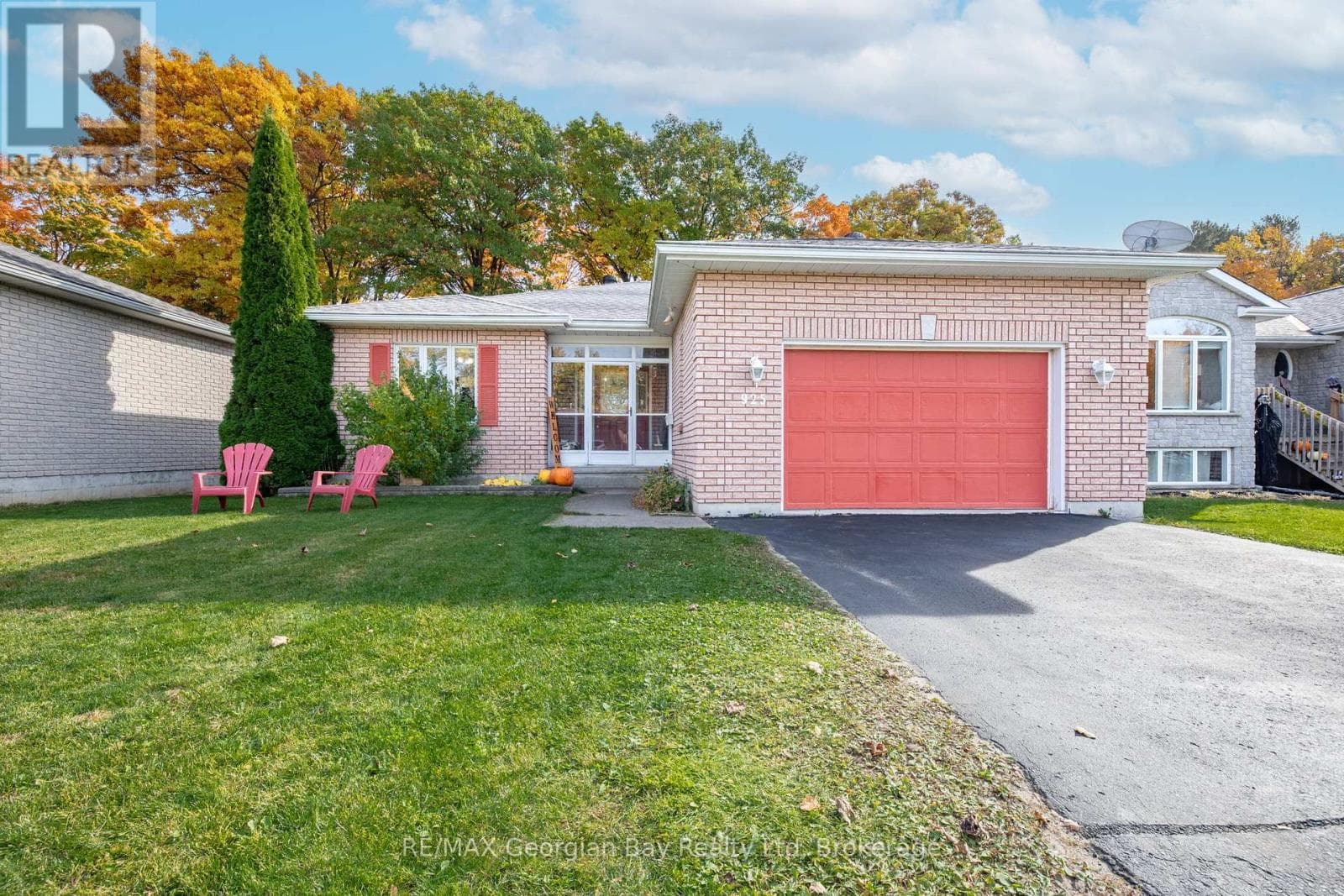 925 DOMINION AVENUE in
