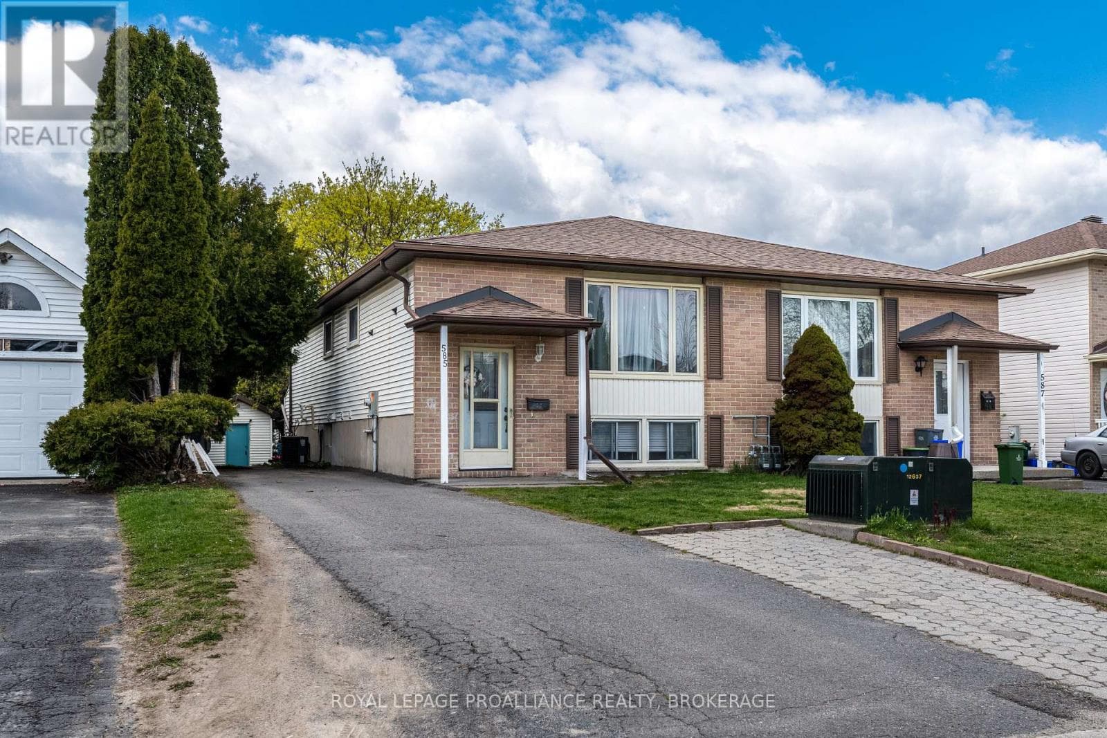 585 GAVIN COURT in Gardiners / Meadowbrook