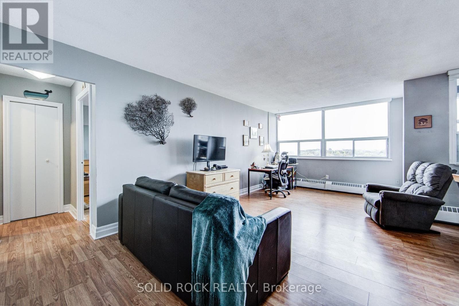 810 - 451 THE WEST MALL W in Etobicoke West Mall