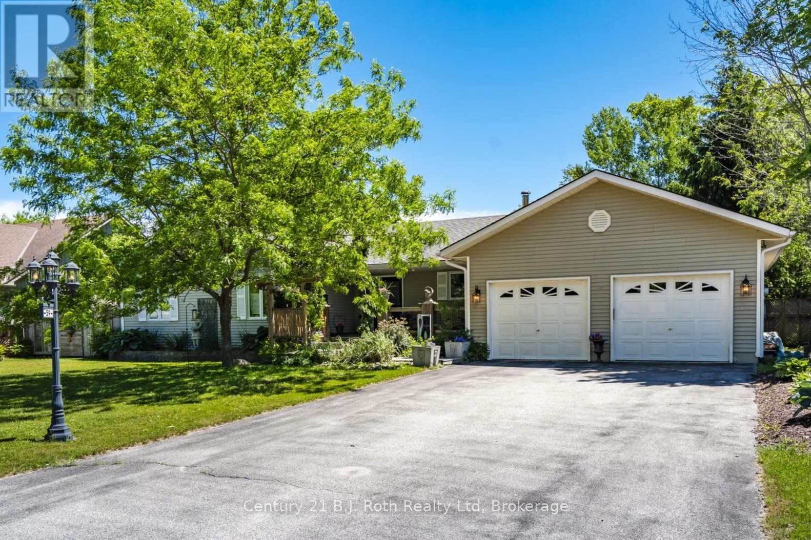 59 WITHALL GROVE in