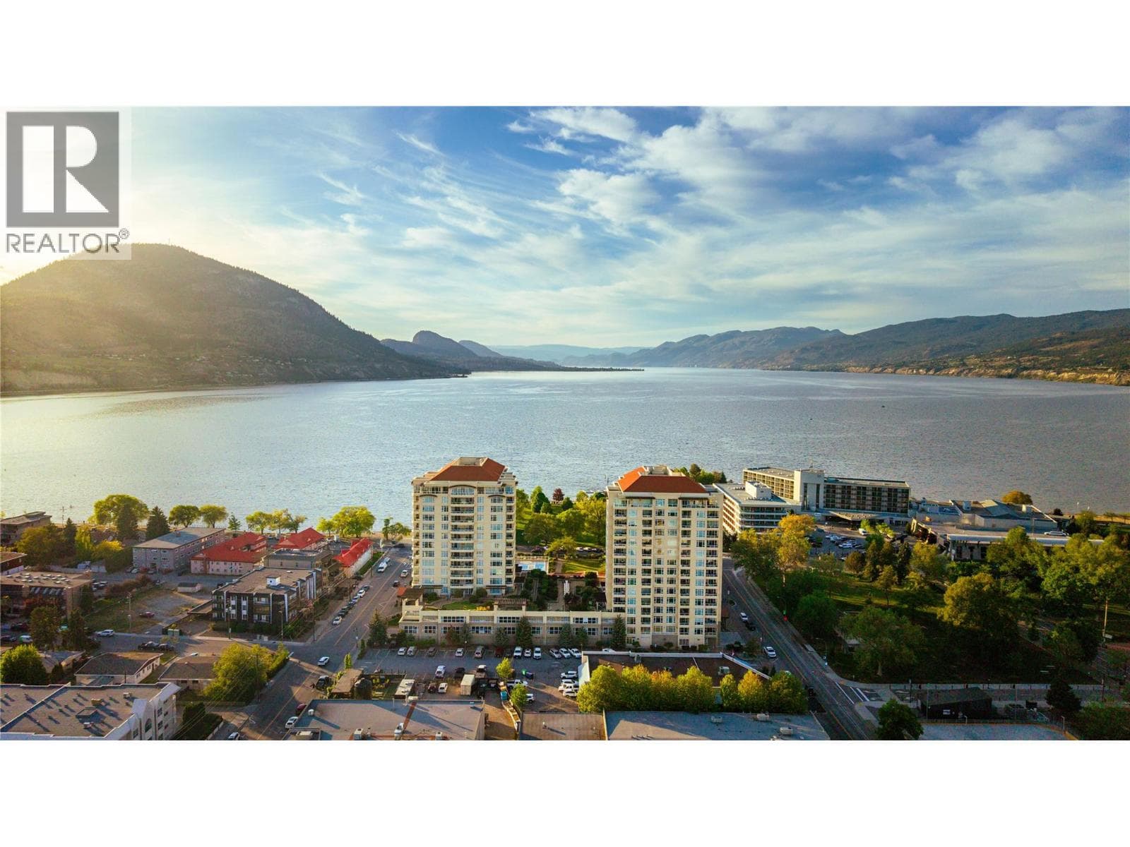160 Lakeshore Drive Unit# 1006 in