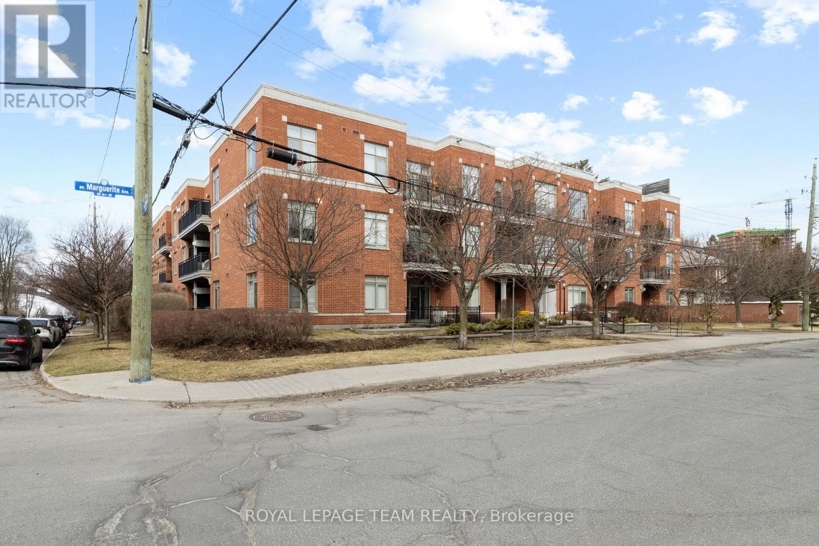 212 - 950 MARGUERITE AVENUE in OVERBROOK
