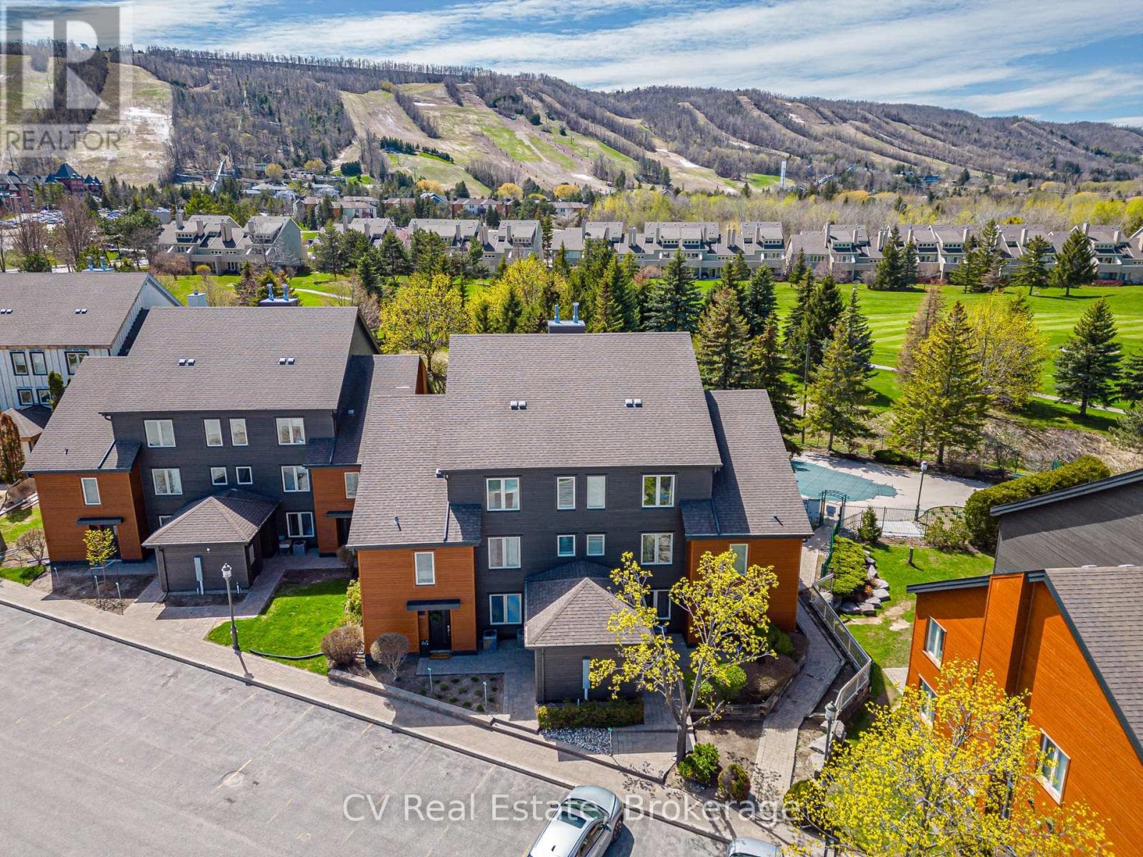 105 - 110 FAIRWAY COURT in