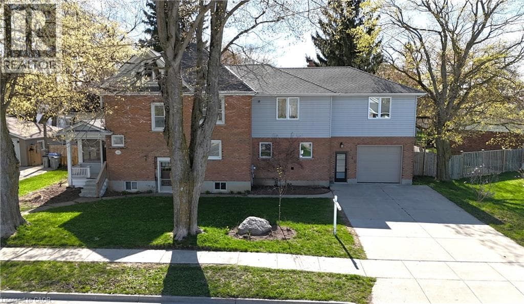 540 WELLINGTON Avenue S in