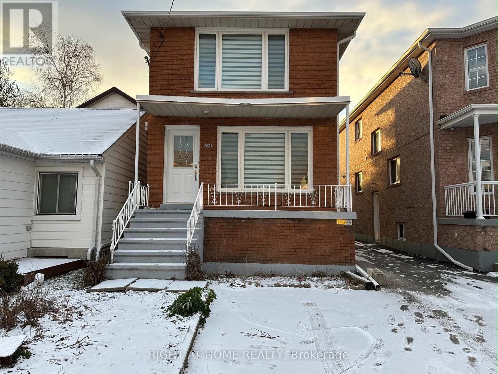 128 TWENTY SECOND STREET in New Toronto